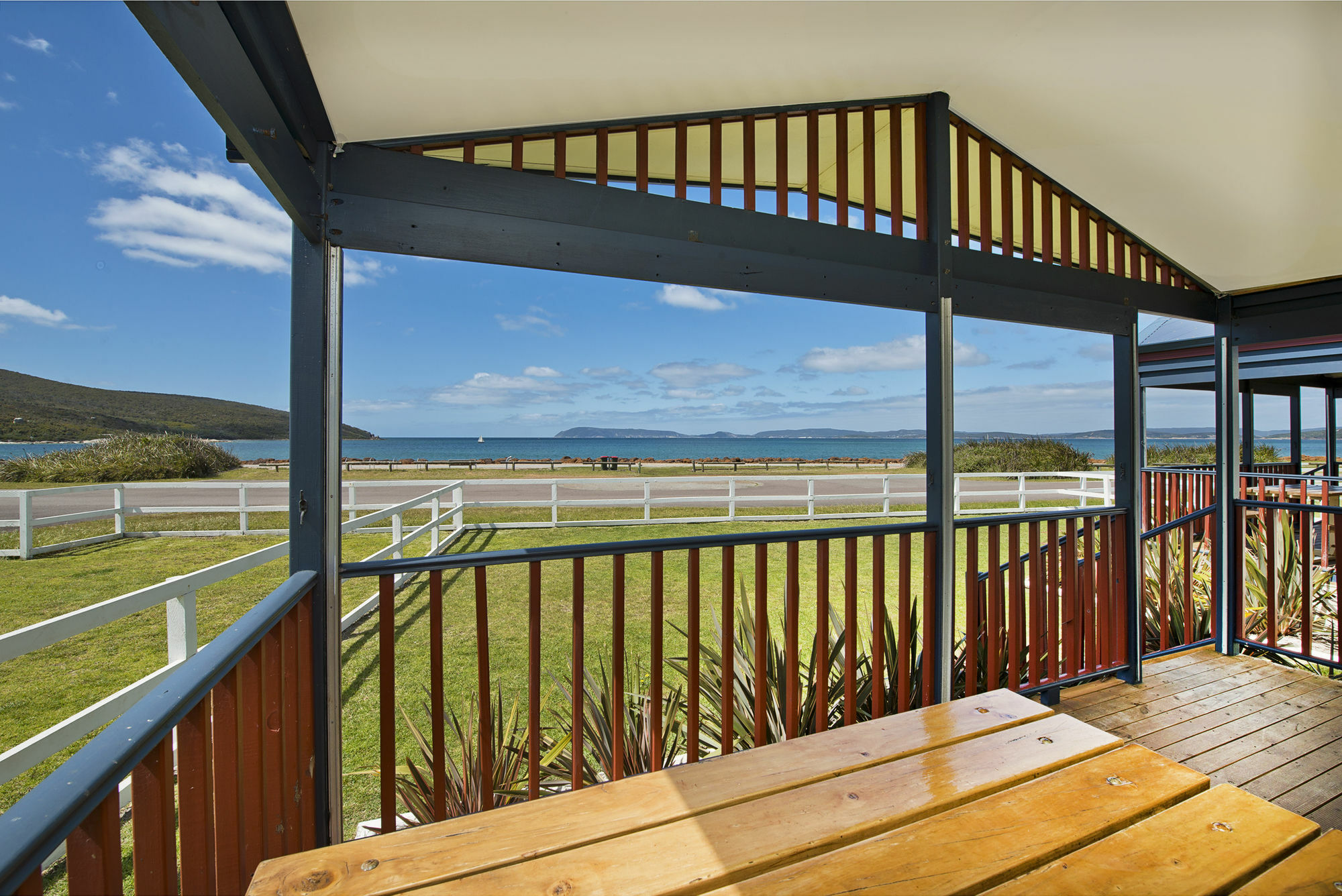 Acclaim Rose Gardens Beachside Holiday Park Олбани Экстерьер фото